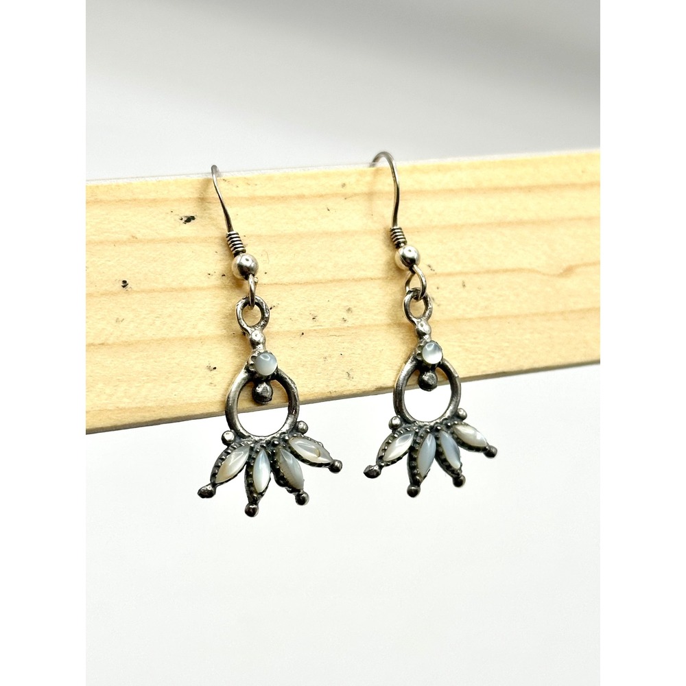 Southwestern‎ Mother of Pearl Sterling Silver Earrings